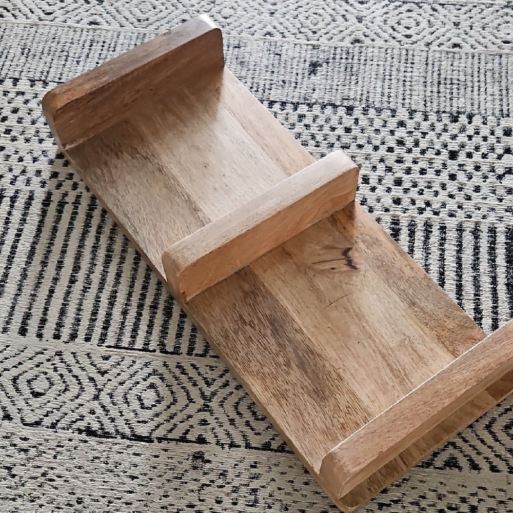Wooden Display Stand - Picture 3 of 6